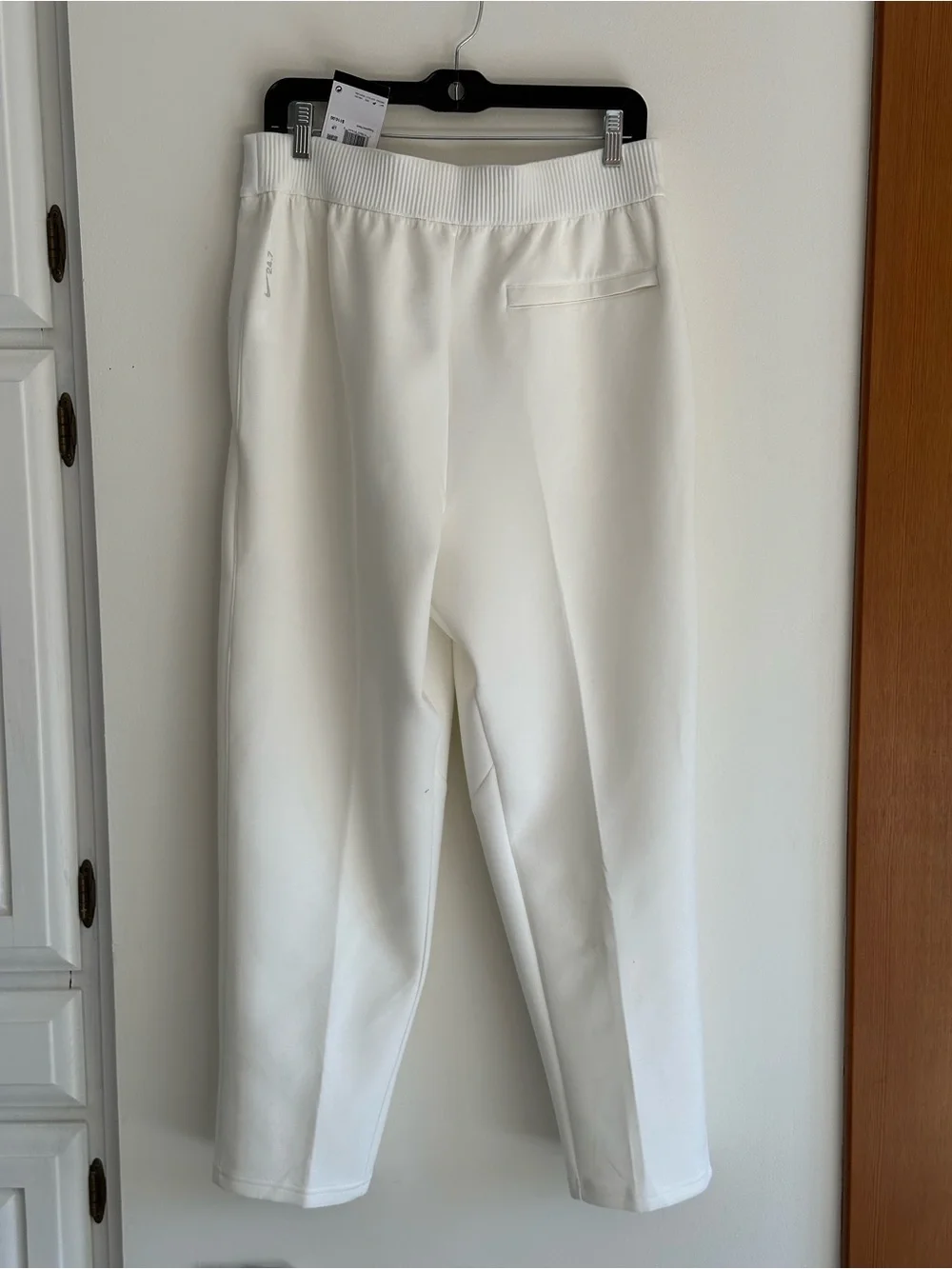 Nike 24.7 ImpossiblySoft Dri-FIT Pants Sail Men’s M NWT